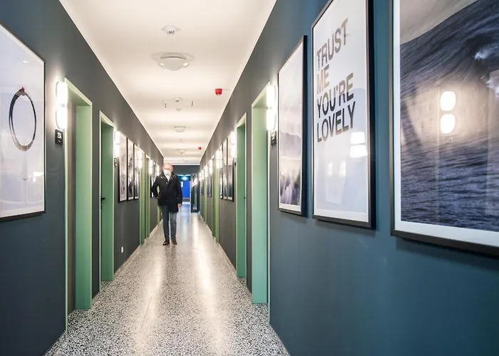NeoHostel